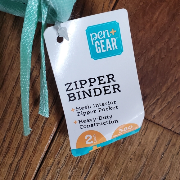 Pen+Gear 2" Zipper Binder, Watercolor Design - Picture 7 of 10